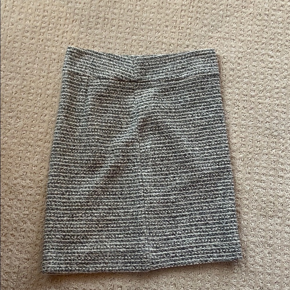 Never been worn Banana Republic skirt